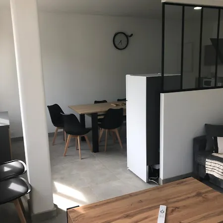 アパート Appt 10 Couchages Tt Confort Appt 3 Laveissière